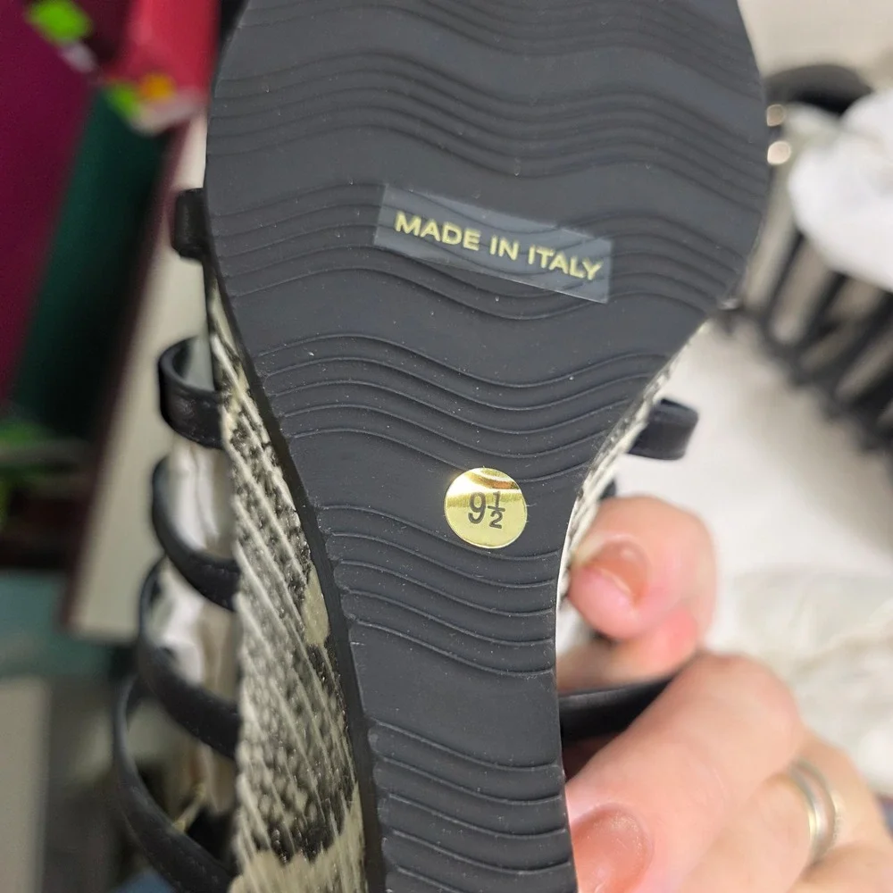 Amalfi Rangoni Black Italian Leather‎ Snakeskin Wedge Gladiator Sandals 9.5M NEW